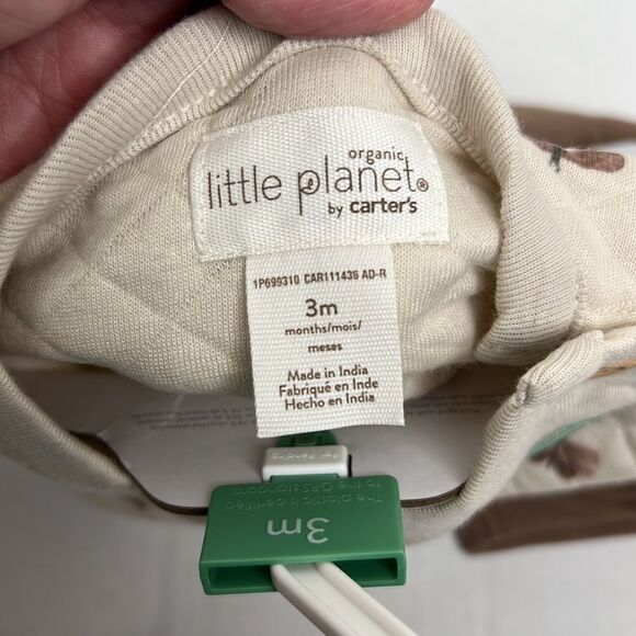 Little Planet by Carter’s 2 piece girl’s quilted butterfly cotton taupe set NWT - Picture 8 of 9